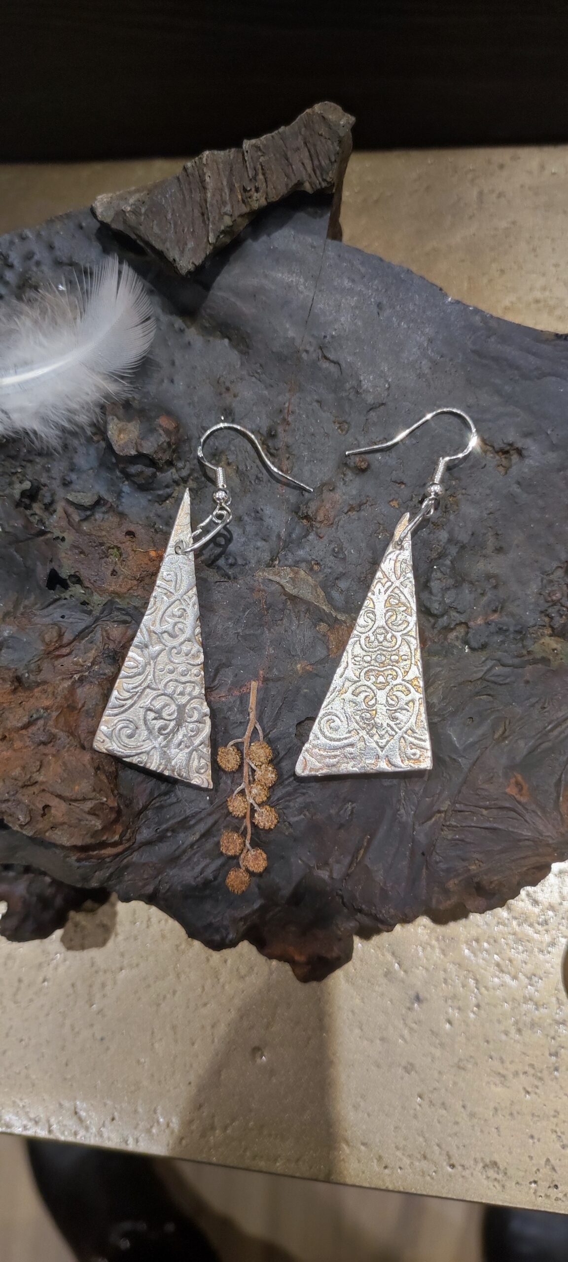 Boucles d'oreilles argent massif 999 en forme de triangle